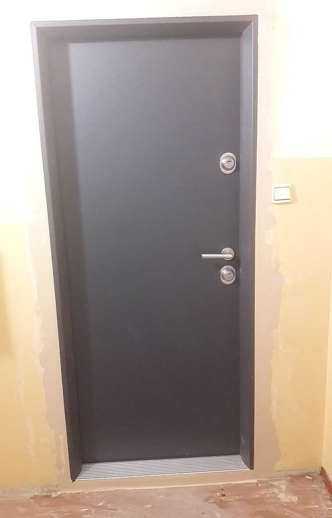 Drzwi wejściowe Mistrzejowice 02