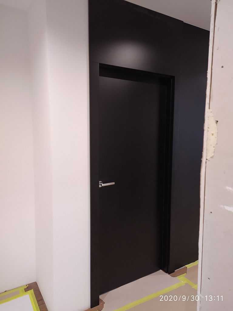 Czarne drzwi wewnętrzne Kraków 02
