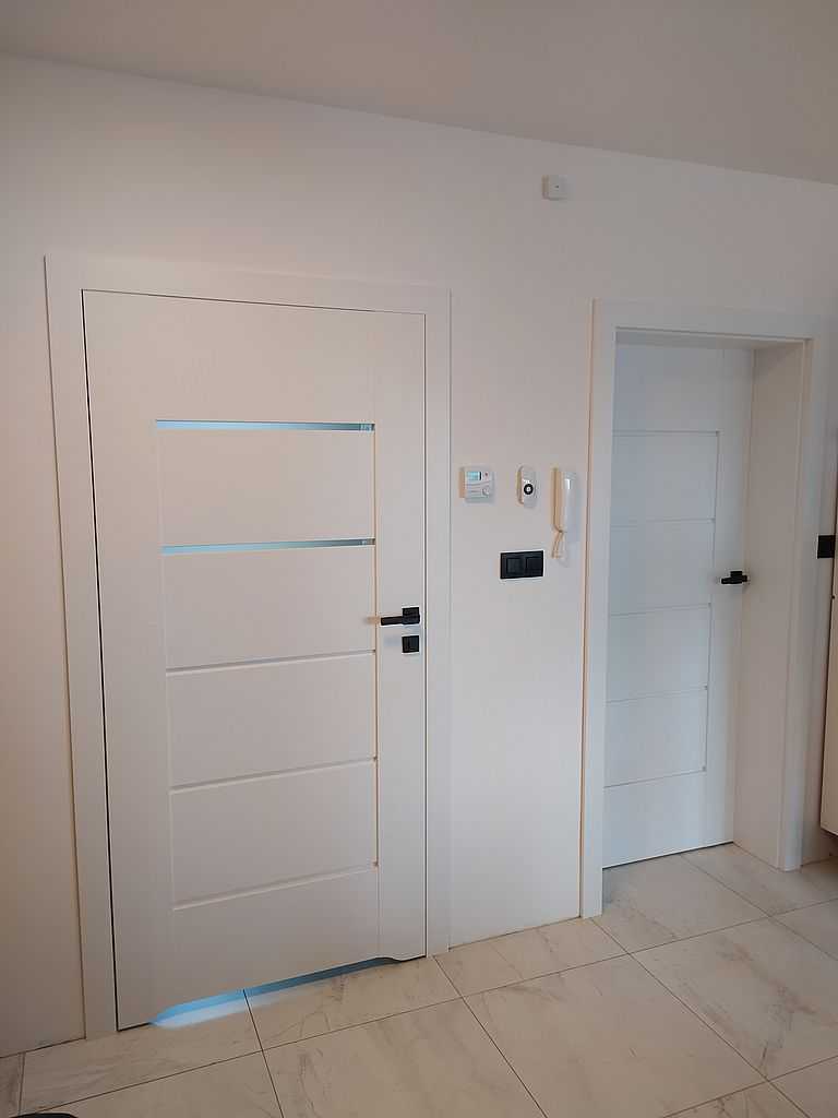 Drzwi bezprzylgowe Kraków 01