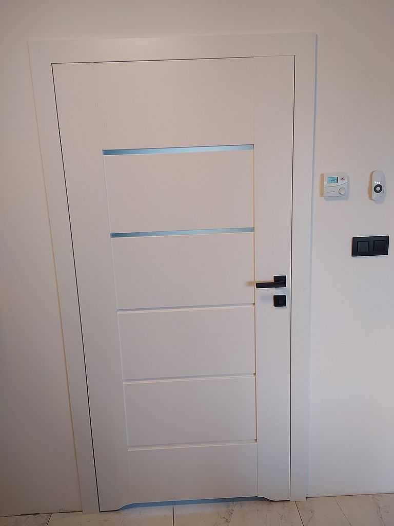 Drzwi bezprzylgowe Kraków 02