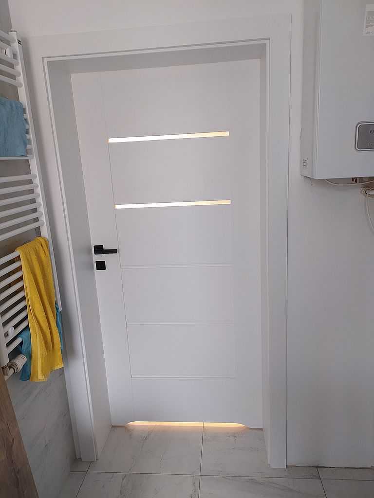 Drzwi bezprzylgowe Kraków 03