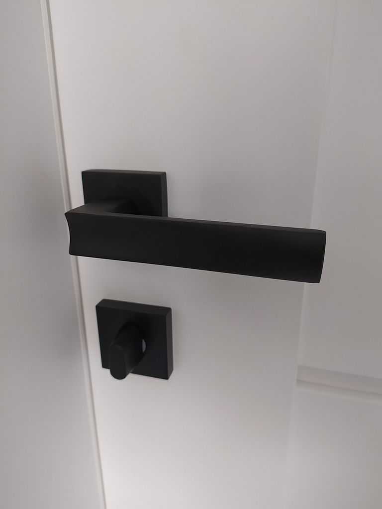 Drzwi bezprzylgowe Kraków 04