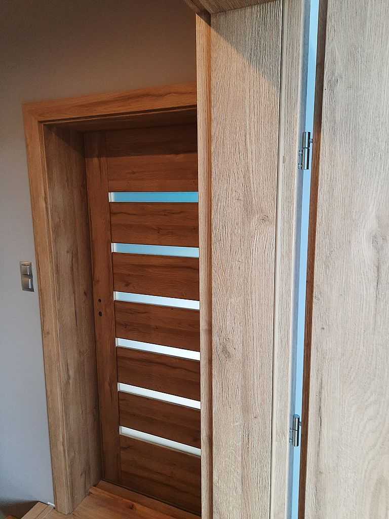 Drzwi w okleinie drewnopodobnej Bydgoszcz 05