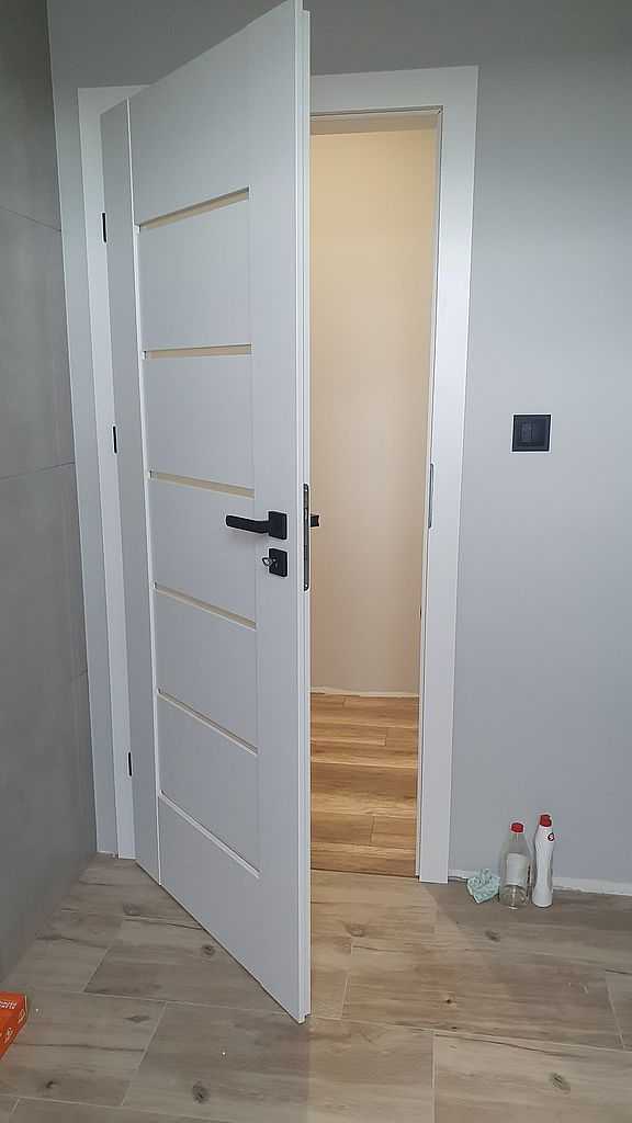Drzwi białe Ozorków 12