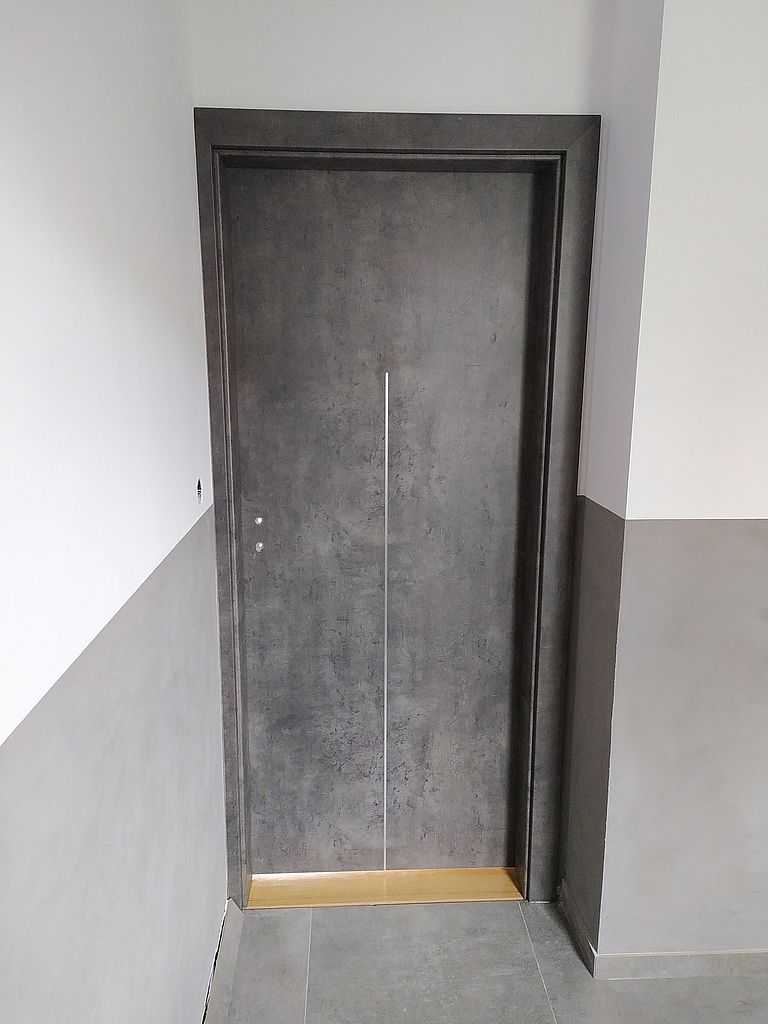 Drzwi w betonie Kraków 04