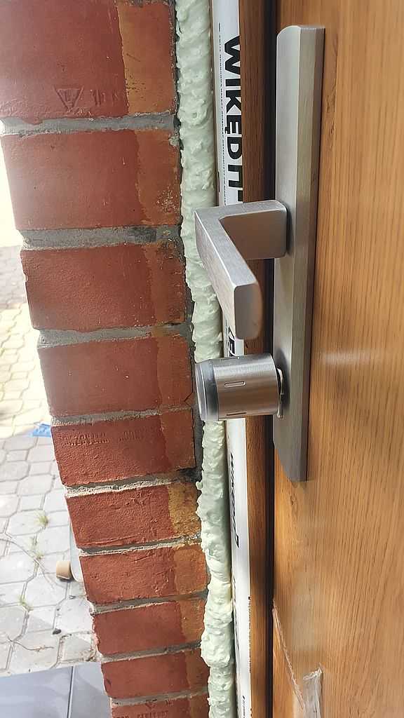 Drzwi inteligentne Łódź 16