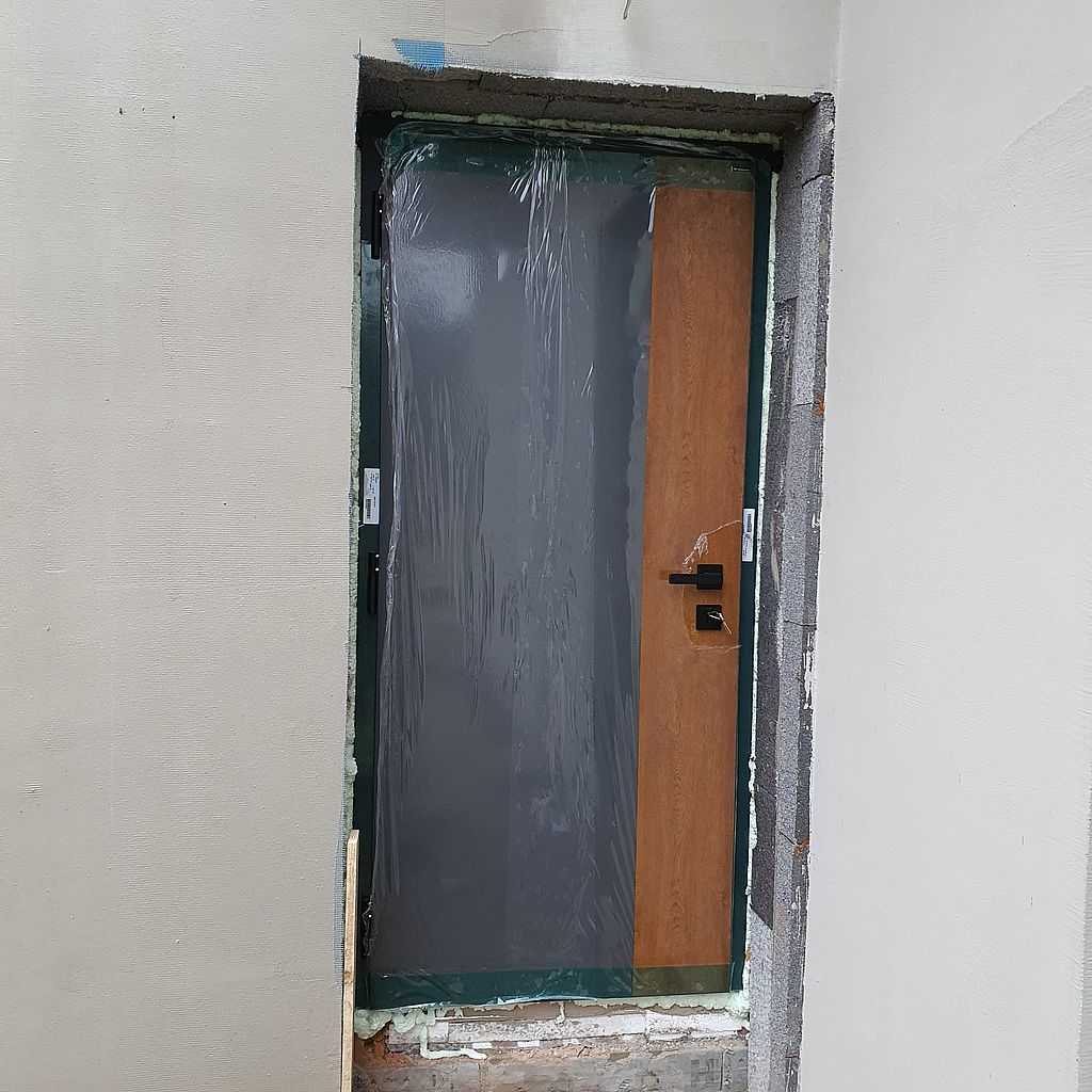 Aluminiowe drzwi zewnętrzne Łódź 07