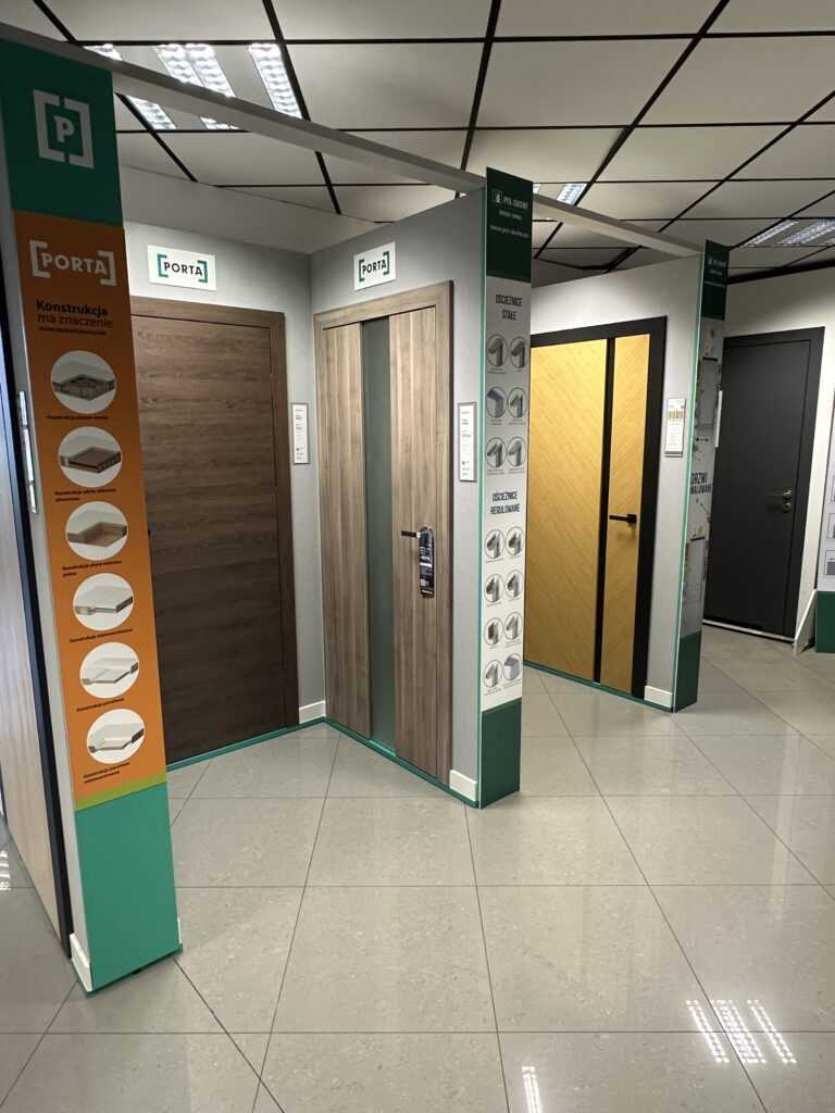 Centrum drzwi Porta Poznań 4