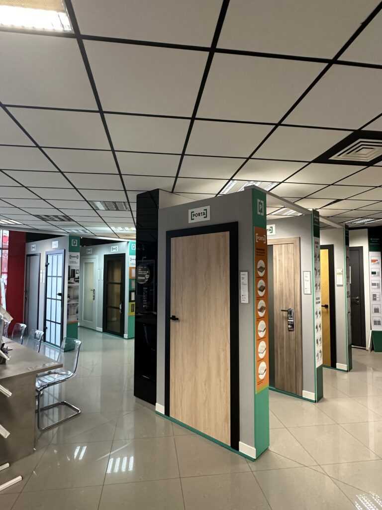 Centrum drzwi Porta Poznań 8